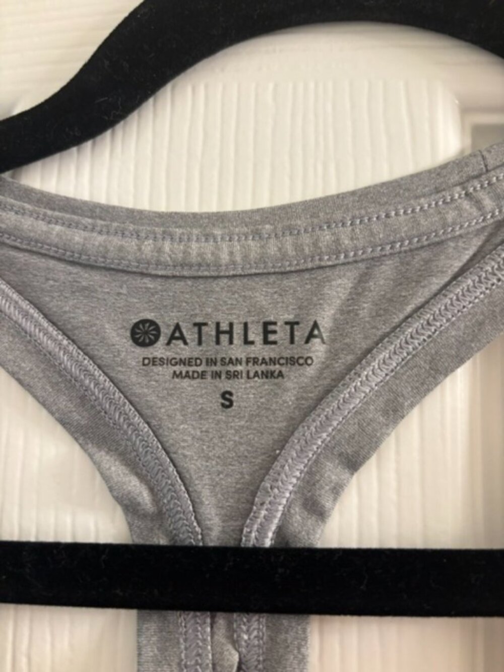 Athleta Gray Racerback Performance Tank Size Small - Picture 2 of 3
